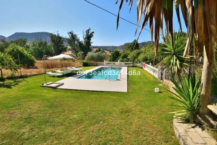 Finca - Cortijo Benaoján