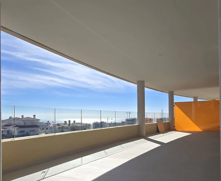 Apartament na środkowym piętrze Fuengirola