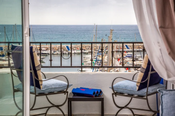 Apartament na środkowym piętrze Puerto Banús