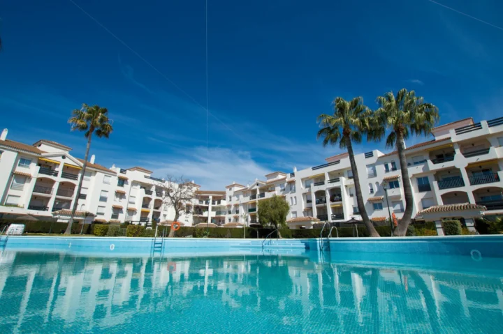 Apartament na środkowym piętrze San Pedro de Alcántara