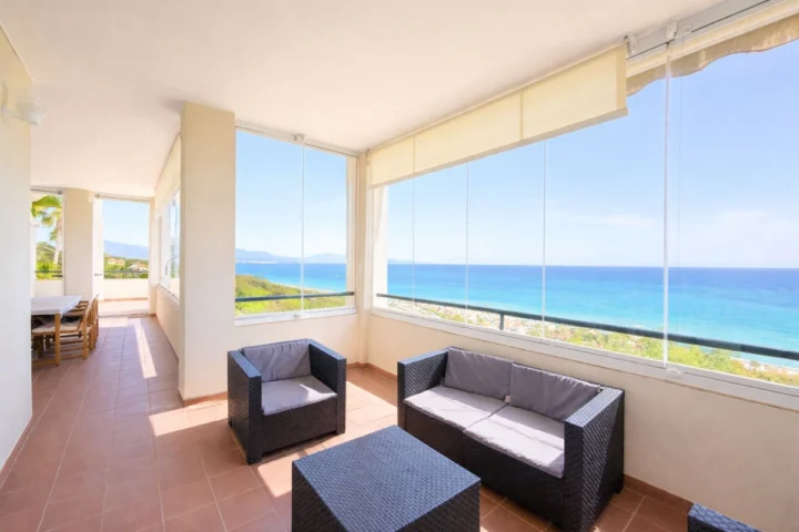 Apartament na środkowym piętrze La Duquesa