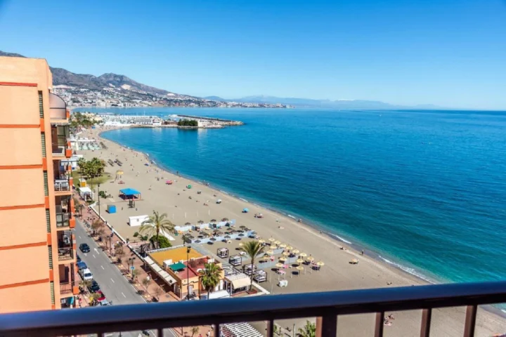 Apartament na środkowym piętrze Fuengirola