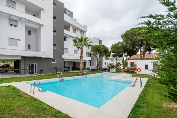 Apartament na środkowym piętrze Torremolinos