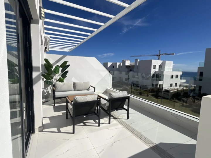 Apartament na środkowym piętrze Casares