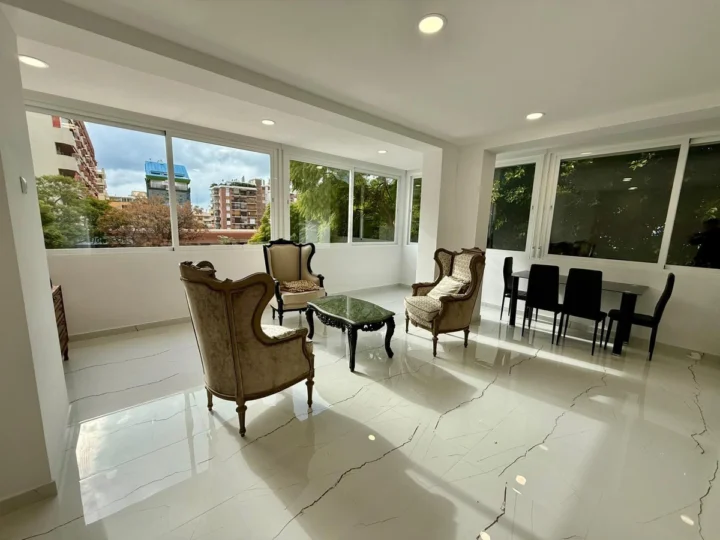 Apartament na środkowym piętrze Marbella
