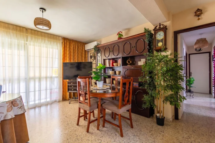 Apartament na środkowym piętrze Torrox