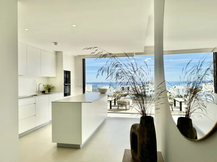 Apartament na środkowym piętrze Fuengirola