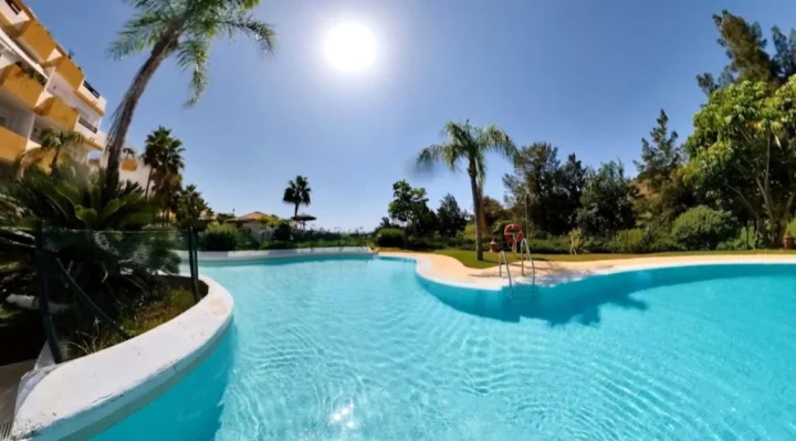 Apartament na środkowym piętrze La Cala de Mijas