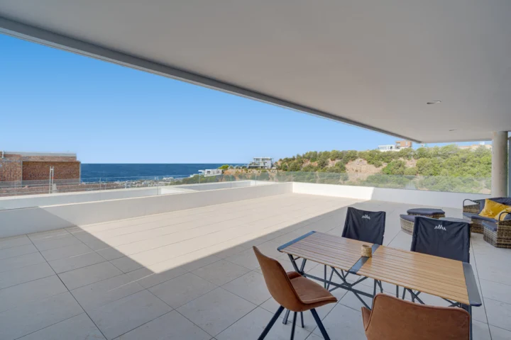 Apartament na środkowym piętrze Altos de los Monteros