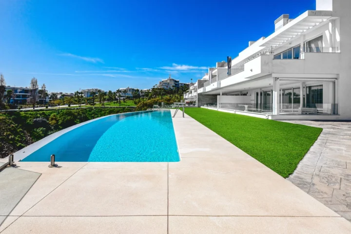 Apartament na środkowym piętrze Benalmadena Costa