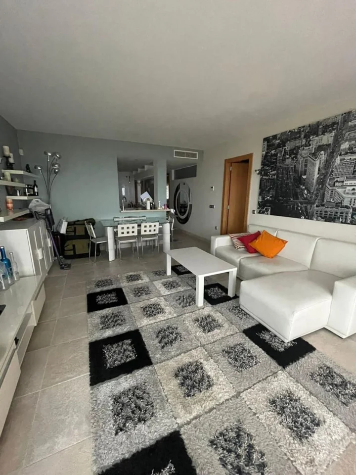 Apartament na środkowym piętrze Benalmadena