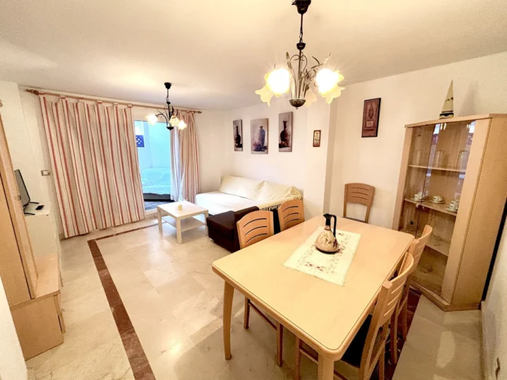 Apartament na parterze San Luis de Sabinillas