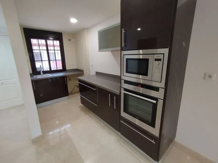 Apartament na środkowym piętrze Benalmadena Costa