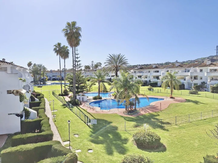 Apartament na środkowym piętrze Mijas Golf