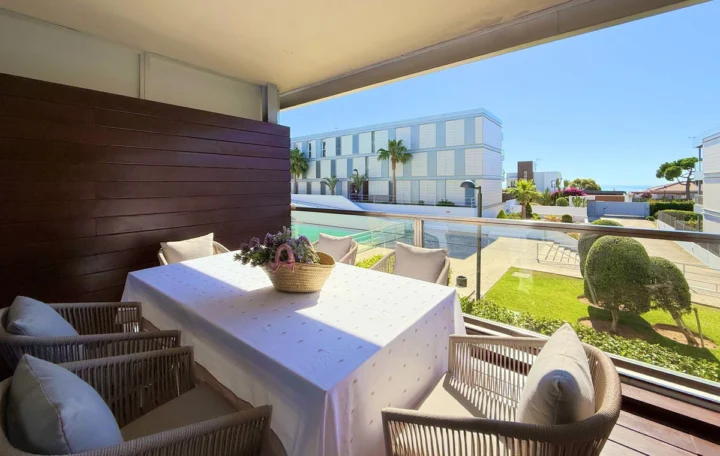 Apartament na środkowym piętrze La Duquesa