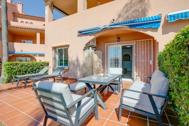 Apartament na parterze Estepona