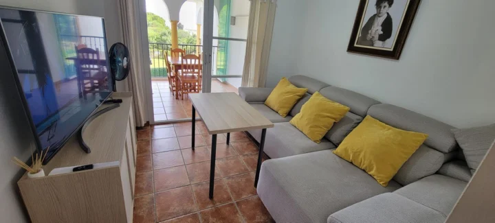 Apartament na środkowym piętrze El Faro