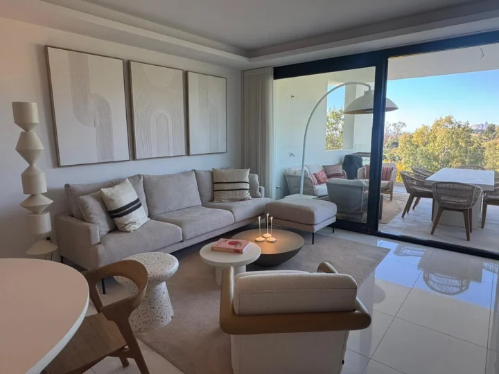 Apartament na środkowym piętrze Benahavís
