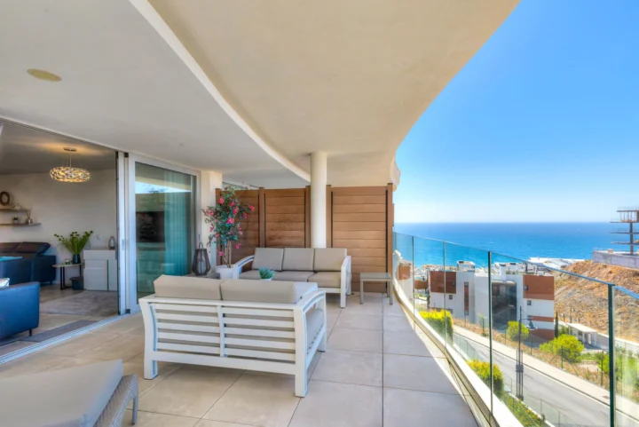 Apartament na środkowym piętrze Fuengirola