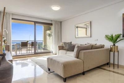 Apartament na środkowym piętrze Benahavís