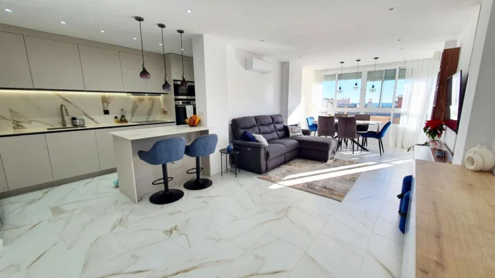 Apartament na środkowym piętrze Fuengirola