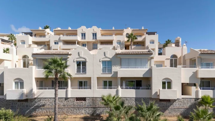 Apartament na środkowym piętrze Mijas Costa