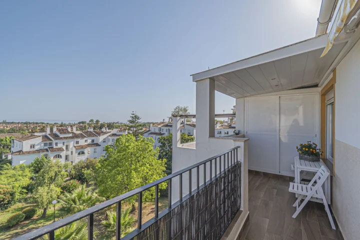 Apartament na ostatnim piętrze Diana Park