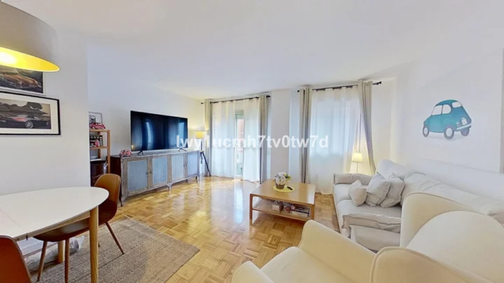 Apartament na środkowym piętrze Málaga Centro
