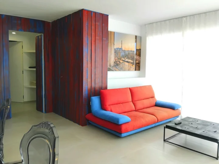 Apartament na środkowym piętrze Puerto Banús