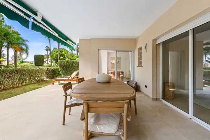 Apartament na parterze Nueva Andalucía