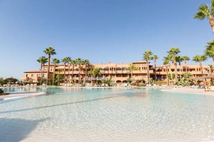 Apartament na parterze Estepona