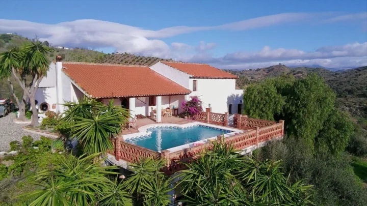 Finca - Cortijo Alora