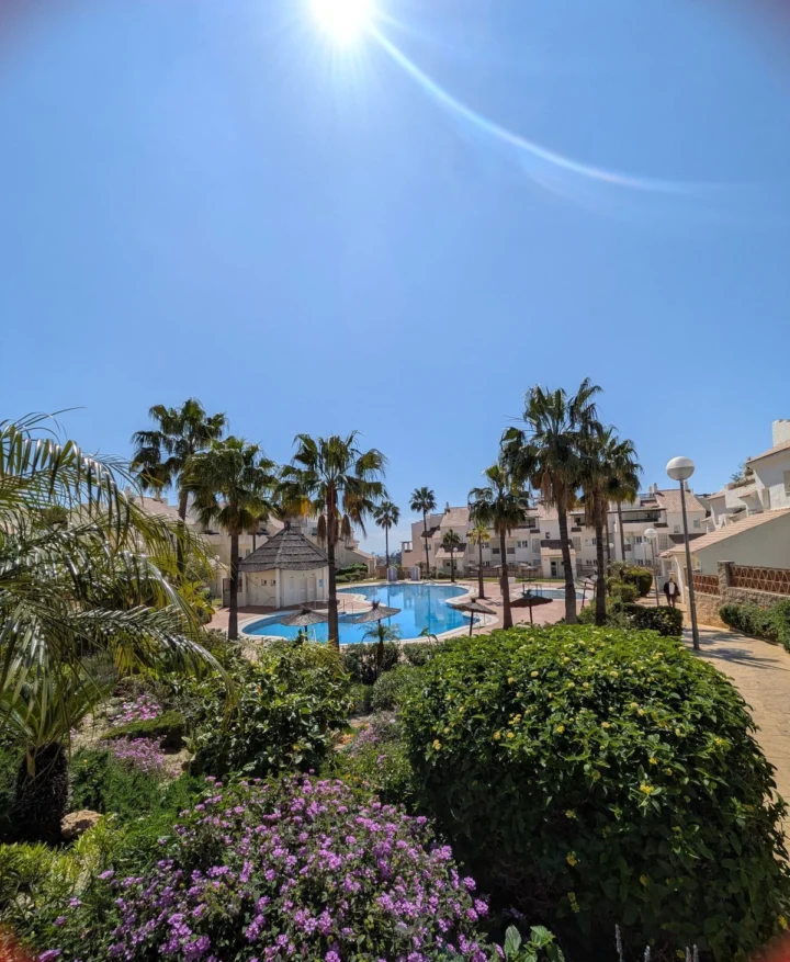 Apartament na środkowym piętrze Benalmadena