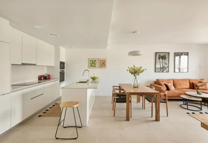 Apartament na środkowym piętrze Estepona