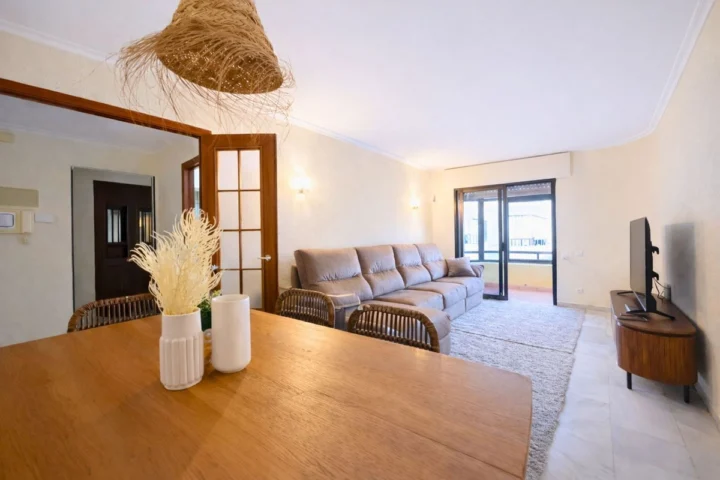 Apartament na środkowym piętrze Marbella