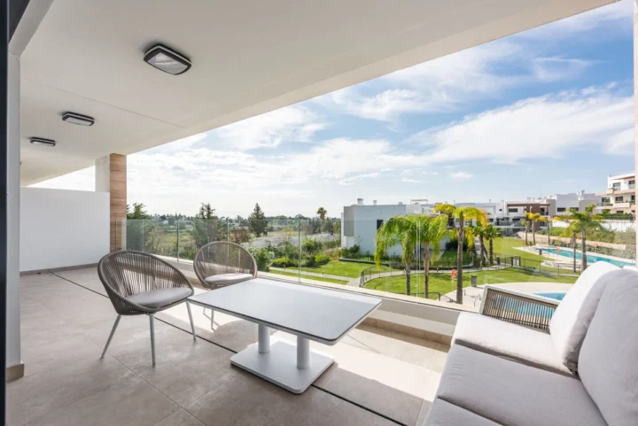 Apartament na środkowym piętrze Atalaya