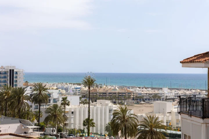Apartament na środkowym piętrze Benalmadena