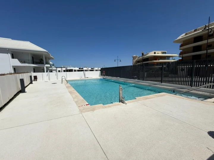 Apartament na środkowym piętrze Fuengirola