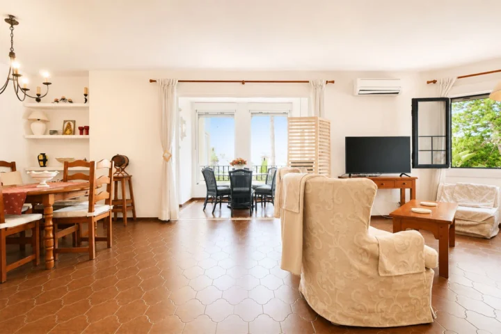 Apartament na środkowym piętrze Puerto de Cabopino