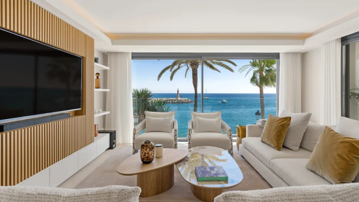 Apartament na środkowym piętrze Puerto Banús