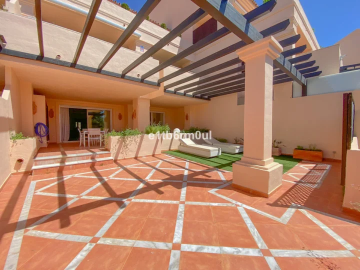 Apartament na parterze Nueva Andalucía