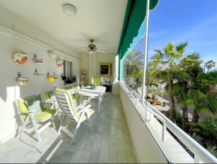 Apartament na środkowym piętrze Estepona