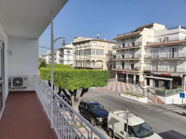 Apartament na środkowym piętrze Alhaurín el Grande
