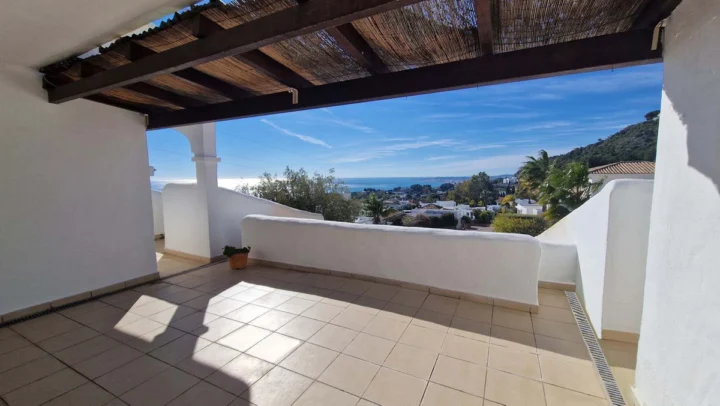 Apartament na środkowym piętrze Benalmadena Costa