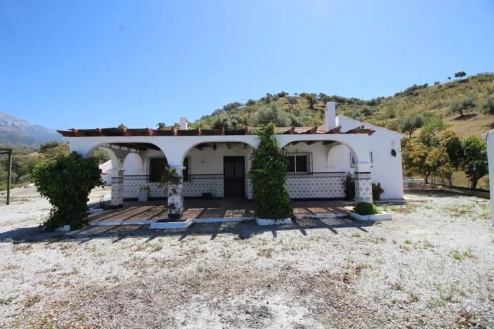 Finca - Cortijo Canillas de Aceituno