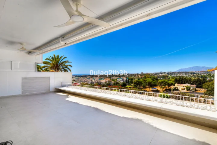 Apartament na środkowym piętrze Marbella