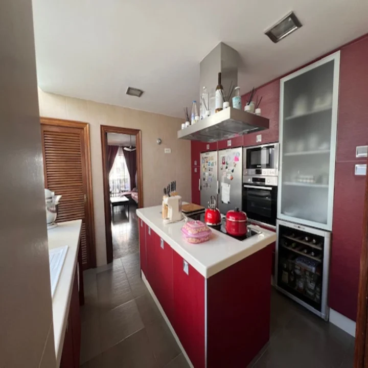 Apartament na środkowym piętrze La Trinidad