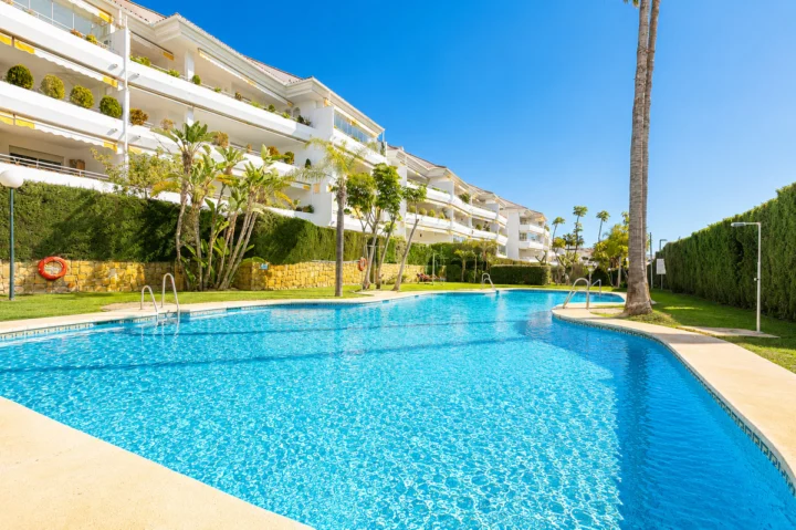 Penthouse Duplex Guadalmina Baja