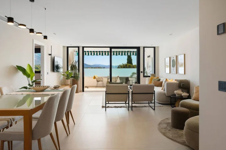 Apartament na środkowym piętrze Nueva Andalucía