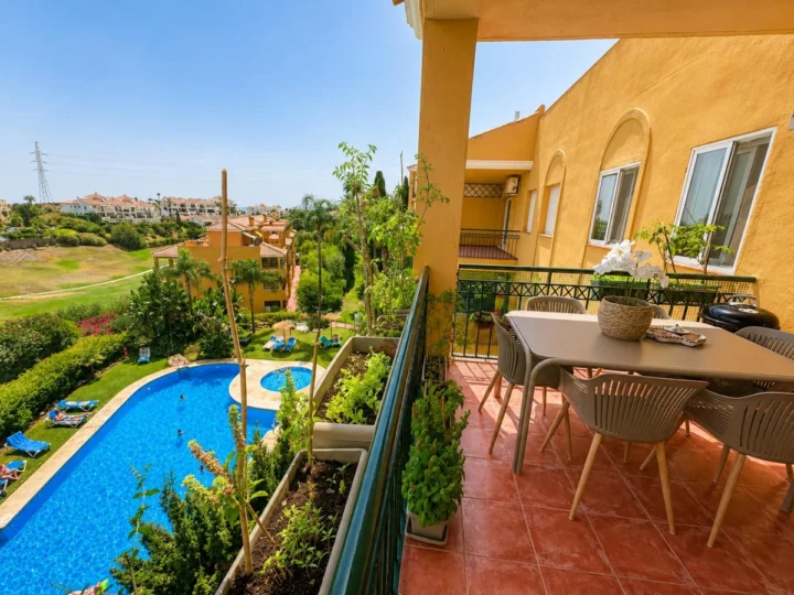 Apartament na środkowym piętrze Riviera del Sol